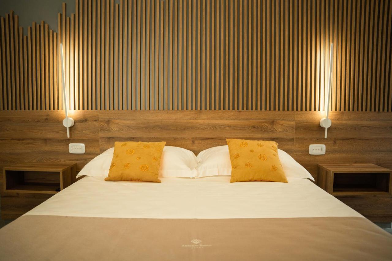 Antonio Busco Rooms Тури Екстериор снимка